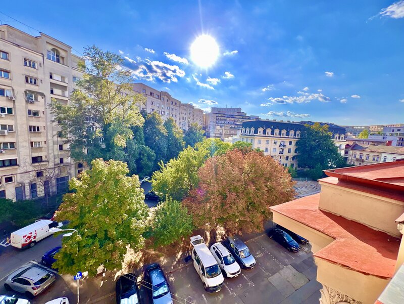 Piata Unirii  camere spre inchiriere 10 minute metrou Izvor